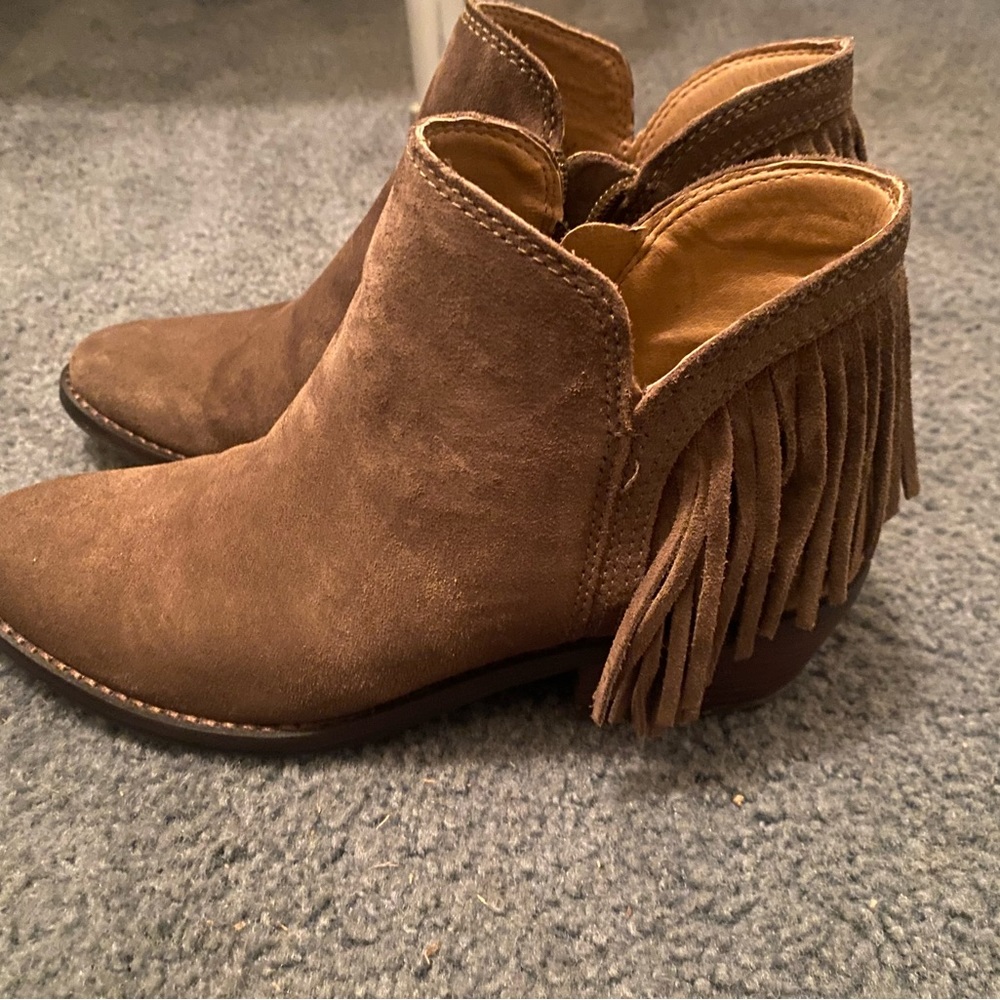 Lucky Brand-Women’s Freedah Antique Green ankle boots